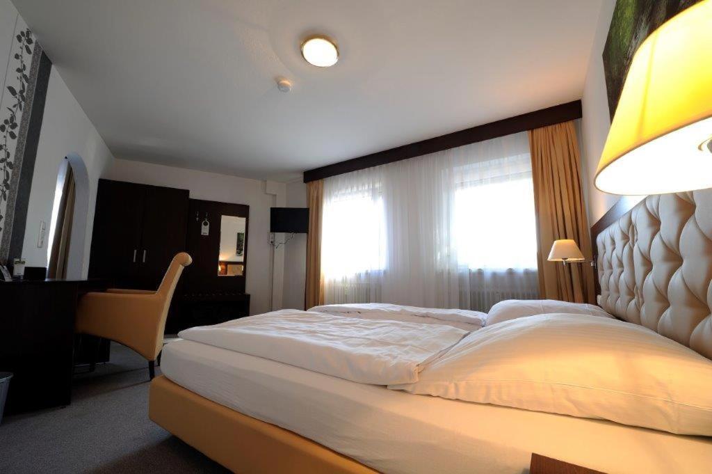 Zur Post Hotel 3*